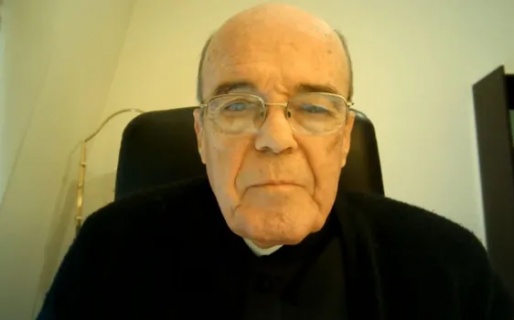 Un ex cura se vio alarmado por una canción de Tini y llamó a la Santísima Virgen a que cuide de sus seguidores