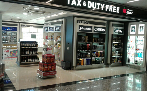 Dólar turista sin impuestos: cuál es el único lugar en el que se puede comprar “a mitad de precio”