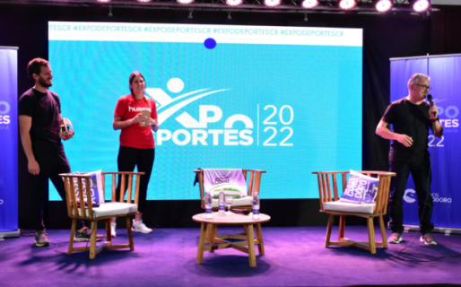 Handball: Federico Fernández y Antonella Mena disfrutaron de la Expo Deportes 2022