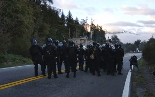 Nuevos incidentes entre la Policía y mapuches que se manifestaban en la Ruta