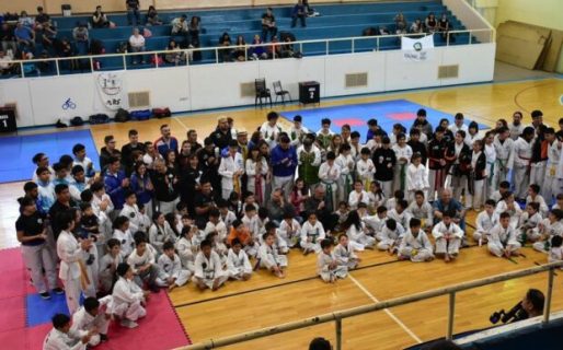 Las Artes Marciales Municipales cierran su año en el Gimnasio Nº1