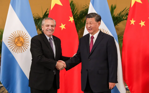 Alberto Fernández se reunió con Xi Jinping en la cumbre del G20 en Bali tras una gastritis erosiva con sangrado