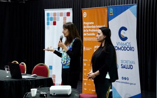 ﻿Se concretó una charla acerca de la problemática de los suicidios en los medios de comunicación