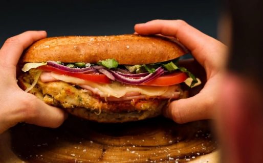 Empezó a vender sándwiches de milanesa en EE.UU. porque extrañaba la comida de su mamá