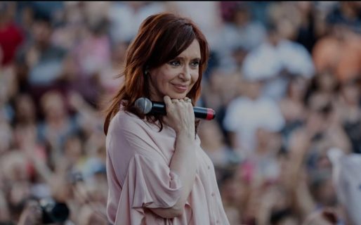 Cristina Kirchner hablará en La Plata ante un estadio colmado en medio de una fuerte expectativa por su candidatura
