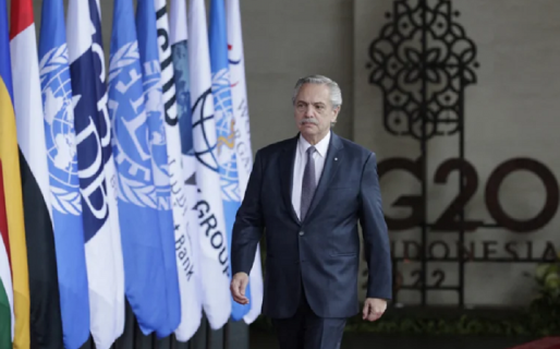 Alberto Fernández se sometió a una endoscopia