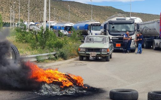 Levantaron el corte de Ruta 3 y 26: de no haber respuestas el miércoles, recrudecerán las medidas