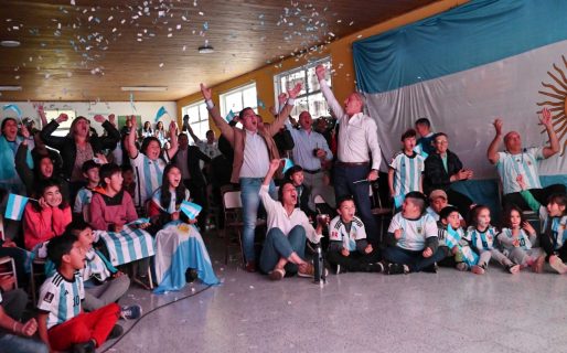 Arcioni vio el partido de Argentina en Carrenleufú