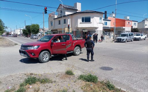 Una camioneta atropelló a un ciclista