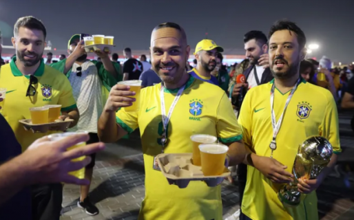 Los hinchas brasileños se vengaron del “Decime qué se siente” con una durísima canción contra la Argentina