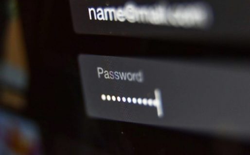 Quisieron estafar a una comodorense y se puso a ‘boludear’ al delincuente