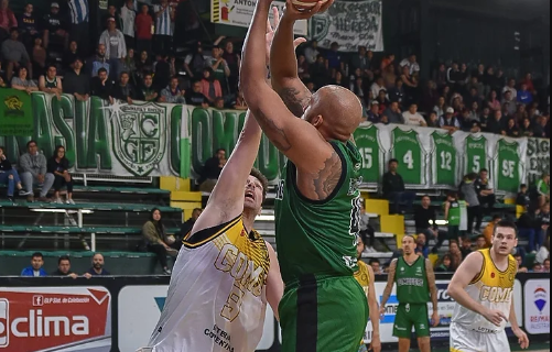 Comunicaciones le arrebató el invicto al Verde en el Socios Fundadores