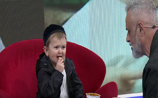 Hasbulla llegó al país y probó el dulce de leche: ¿le gustó?