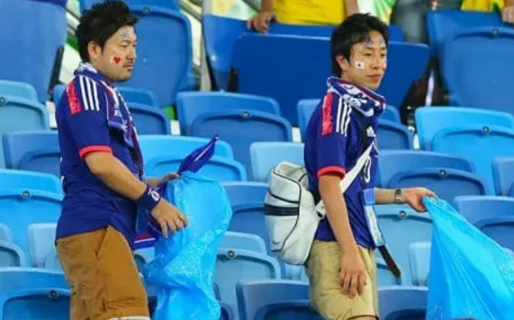 Hinchas de Japón se quedaron limpiando el estadio pese a que su selección no jugó