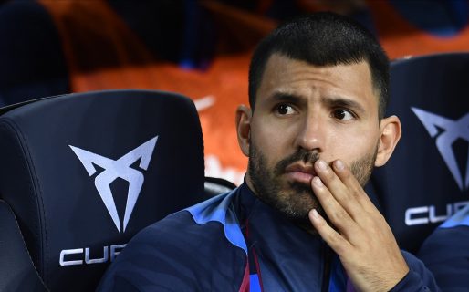 El Kun no pudo entrar a la concentración de Argentina y estalló: “Si no quieren que vaya, que me lo digan”