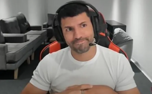 ¿Se calza los guantes? El Kun Agüero salió a bancar a Messi por la polémica con Canelo Álvarez