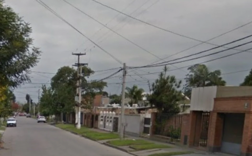 Hallan a un ladrón muerto con ataduras y mordeduras de perro