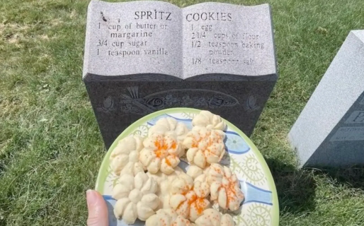 Una mujer aprende cocina “a través de los muertos” y prepara recetas que encuentra en lápidas