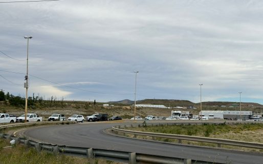Padres del Jardín N° 406 volvieron a cortar el tránsito en Ruta 3 y 26