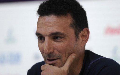 El blooper en la conferencia de Lionel Scaloni que hizo viral a Enzo Pérez