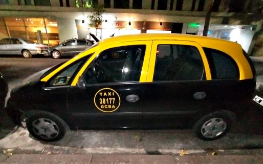 Salió del estadio de River después de ver a Coldplay y fue atacado a golpes por un taxista