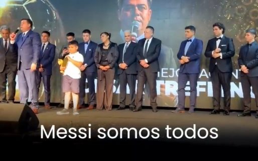 El insólito video de César Treffinger: se comparó con Messi y simuló ganar el Balón de Oro
