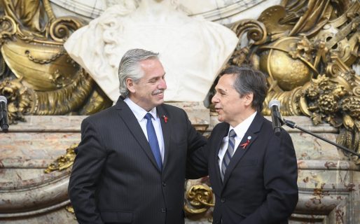 Alberto Fernández, optimista: «Este país se va a poner de pie»