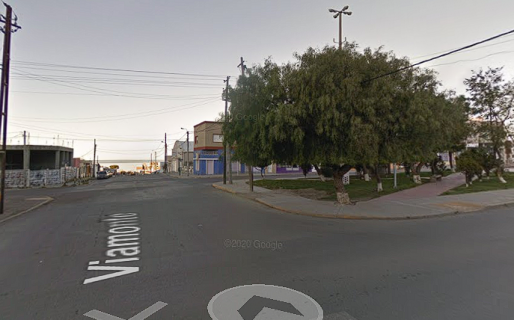 Estaba golpeando a su pareja en plena calle y fue detenido por la policía