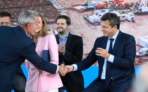 Arcioni participó junto a Massa de la presentación de las Rondas 4 y 5 del Plan Gas. Ar en Buenos Aires
