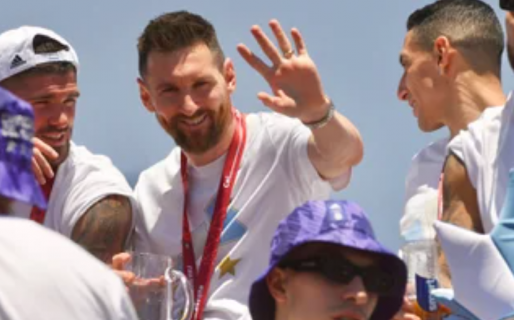 Arrancó la caravana del Campeón del Mundo