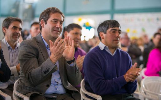 Luque asistió al acto por el centenario de la comuna rural de Aldea Apeleg