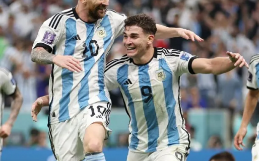 Más que buenas noticias: Argentina jugará con la camiseta celeste y blanca frente a Francia