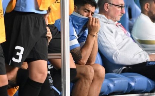 Uruguay venció 2-0 a Ghana pero quedó eliminado