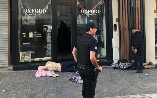 Los inadaptados de siempre aprovecharon para saquear en el centro