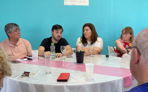 Torres y Romero se reunieron con jubilados y escucharon inquietudes