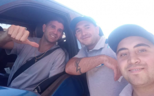 El “Dibu” Martínez paró a cargar nafta en Mar del Plata y sorprendió a los playeros: “Nos alegró la tarde”