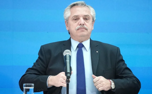 Alberto Fernández: “No estoy ofendido por el desplante de la Selección, soy el Presidente de las tres copas”