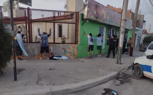 No quería festejar sin alcohol y le robó las cervezas a un vecino