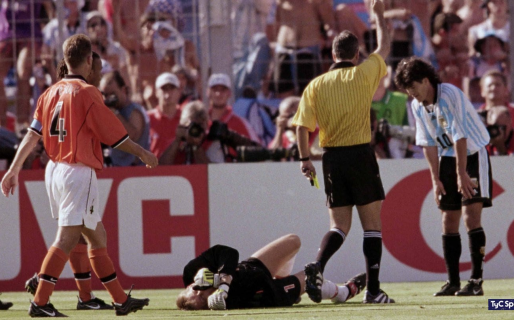 La historia del cabezazo de Ortega a Van der Sar: el ex arquero reveló qué le dijo al Burrito para provocarlo