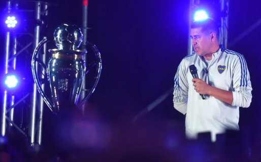 Riquelme presentó su agrupación en un multitudinario acto en la Bombonera