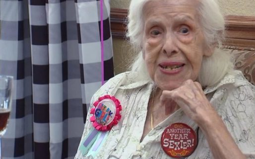 Tequila y nada más: una anciana reveló el secreto para llegar «feliz» a los 101 años