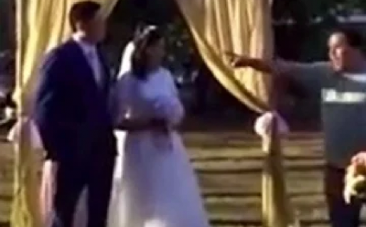 Frenó el casamiento y enfrentó a su ex yerno por no casarse con su hija: «¡Aquí no hay boda!»