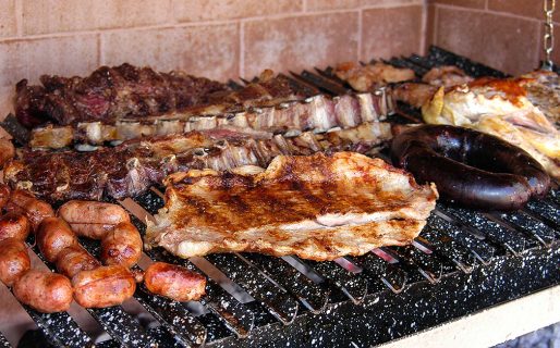 Golpe al bolsillo: Un asado para seis personas en Comodoro podría llegar a costar hasta ocho mil pesos