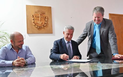 Arcioni retomó sus funciones a cargo del Poder Ejecutivo Provincial