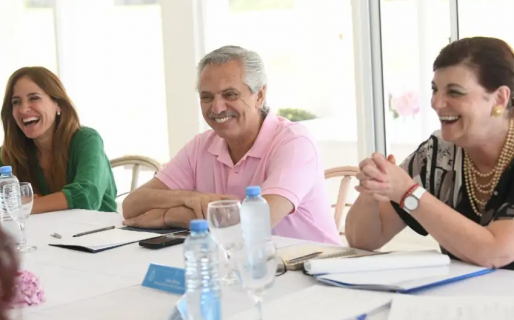 Alberto Fernández reunió a funcionarias en Chapadmalal: «Cuando miro lo que hicimos, fue impresionante»