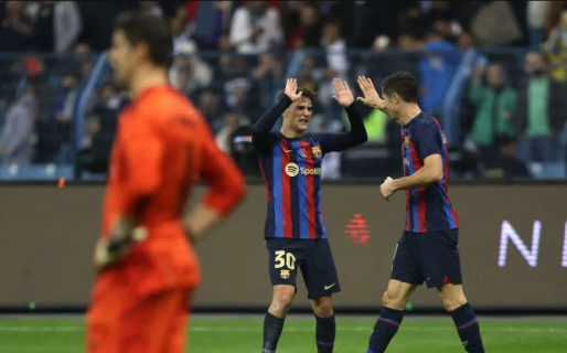 El Barcelona aplastó al Real Madrid, se quedó con la Supercopa de España y celebró su primer título tras la partida de Messi