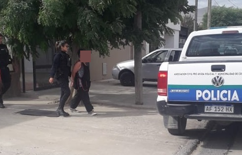 Intentó robar dólares de la vivienda donde trabaja y terminó detenida