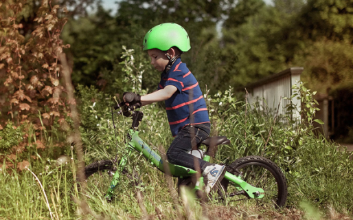 Un nene salió a andar en bici y reapareció una hora después: se había perdido