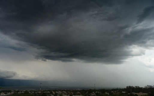 Continuarán las lluvias y las altas temperaturas en la ciudad