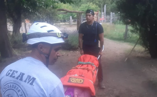 Rescataron a una joven que se accidentó mientras hacía senderismo
